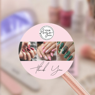 Blush Pink Schrift Logo Foto Nagelstudio Danke  Runder Aufkleber