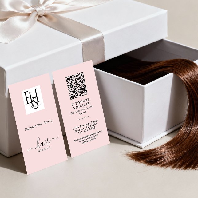 Blush Pink Script Logo QR Code Hair Extension Visitenkarte (Von Creator hochgeladen)