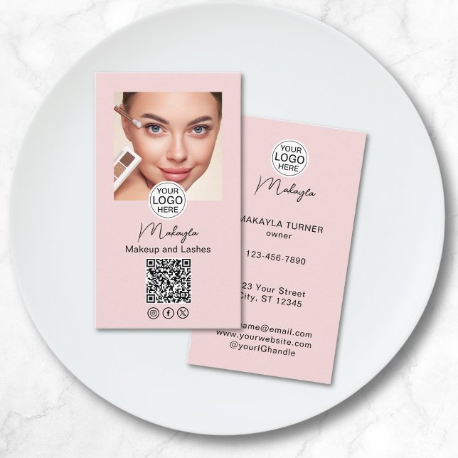Blush Pink Script Logo QR Code Photo Makeup Visitenkarte (Von Creator hochgeladen)