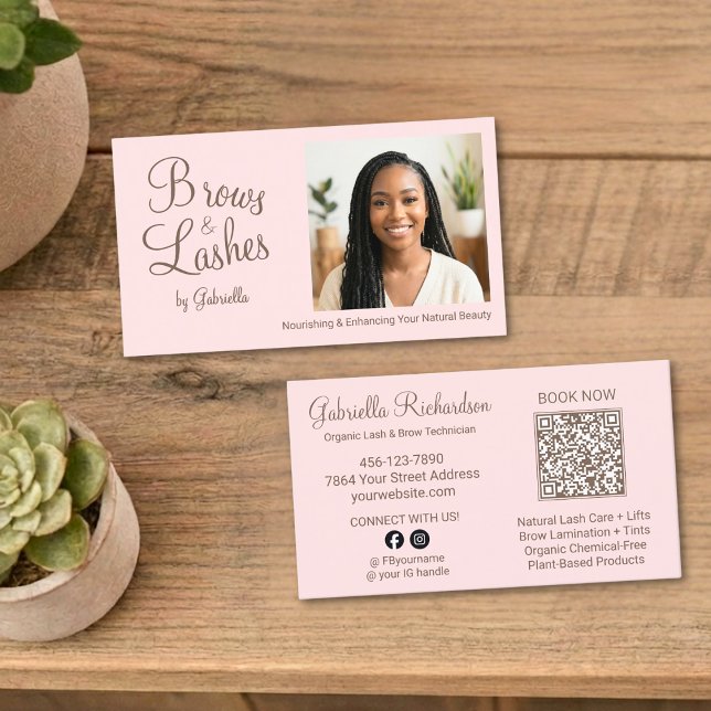 Blush Pink Script Photo QR Code Brows and Lashes Visitenkarte (Von Creator hochgeladen)
