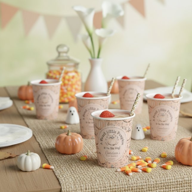 Blush Pink Sweet Little Pumpkin Fall Baby Dusche Pappbecher (Sweet Little Pumpkin Halloween or Fall Baby Shower Paper Cups in Pastel Pink. Cute Pumpkins & Candy)