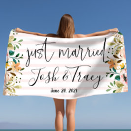 Blush Rose Personalisiert nur verheiratet Blumen Strandtuch