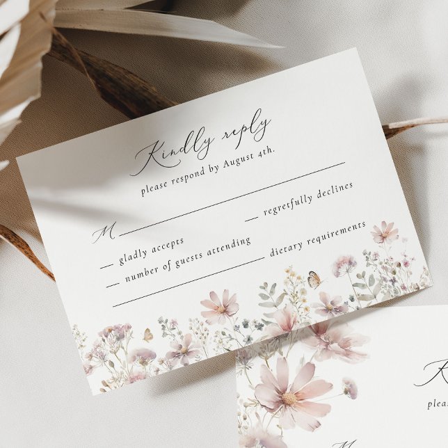 Blush Wildflower Floral Border Wedding RSVP Card Karte (Minimal blush wildflower wedding RSVP card with elegant script typography and soft floral border)