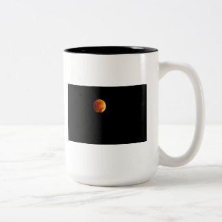 Blut-Mond Zweifarbige Tasse
