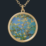 Blüte Almond Tree von Vincent van Gogh Vergoldete Kette<br><div class="desc">Blühender Almond Tree von Vincent van Gogh ist ein Vintager Post-Impressionismus der bildenden Kunst mit blühenden Blume an den Ästen eines Mandelbaumes in einem Garten. Der blaue Himmel ist im Hintergrund. Über den Künstler: Vincent Willem van Gogh (1853-1890) war einer der berühmtesten postimpressionistischen Maler seiner Zeit. Seine Arbeit war besonders...</div>