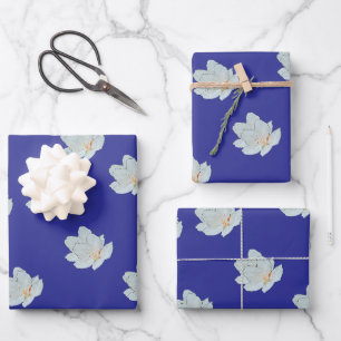 Blüten auf tiefem Blau Geschenkpapier Set