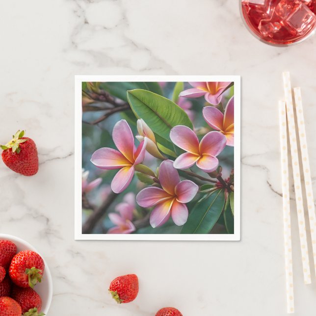 **"Blüten im Blut: Rosa Frangipani Blume Tree Serviette (Beispiel)