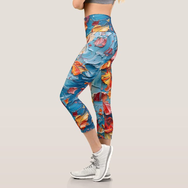Blüten in Bewegung – Expressiver abstrakter Floral Capri Leggings (Links)