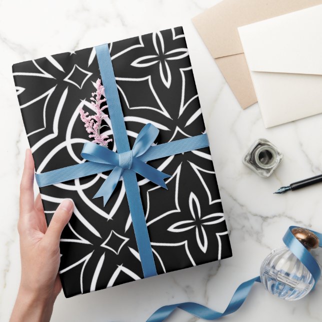 Blüten, schwarz und weiß geschenkpapier (Schenken)