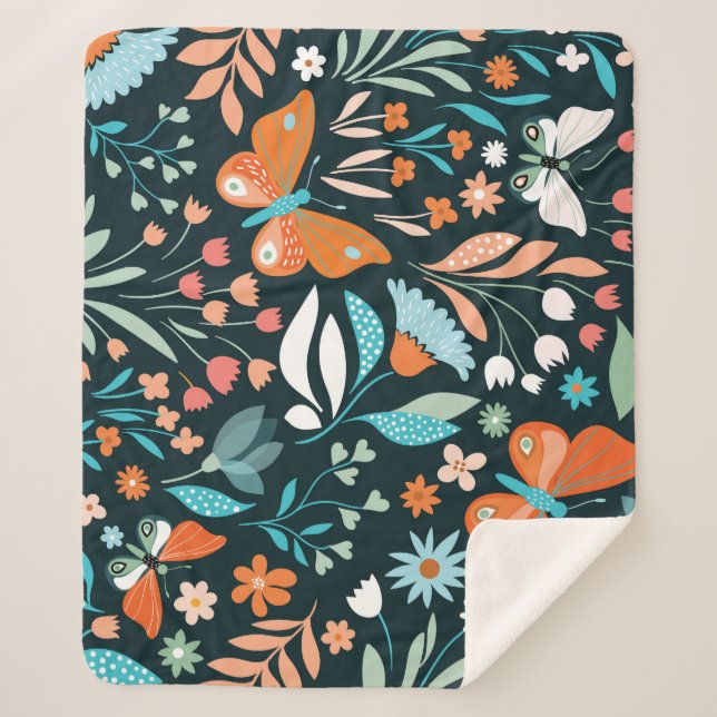 Blüten und Schmetterlinge, dekorative nahtlose Pat Sherpadecke (Vorderseite)