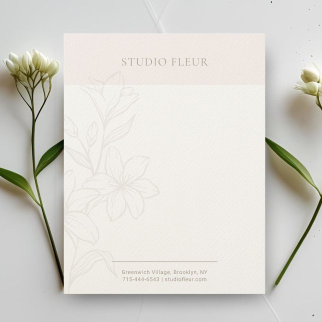 Blüten und Weiß | Chic Minimal Floral Letterhead Briefbogen (Von Creator hochgeladen)