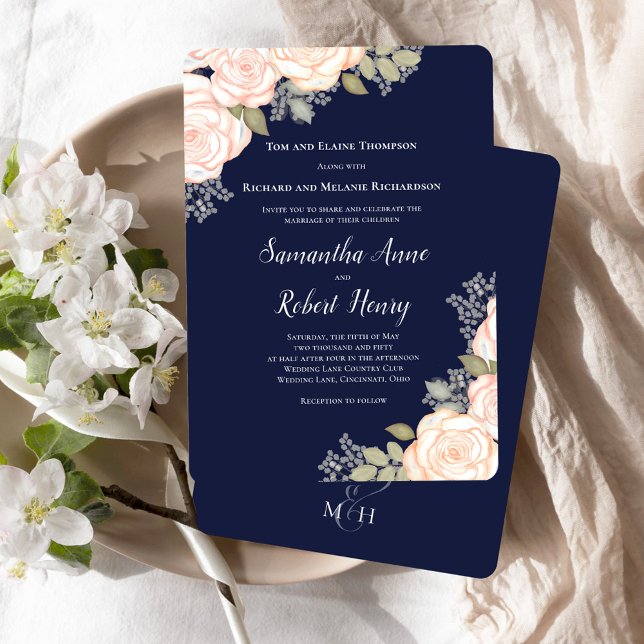 Blütenblau-Wasserfarben-Blütenblütenhochzeit Einladung (Navy blue wedding invitation template with blush pink floral.)