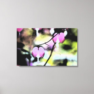 Blutendes Herz mit Blumen Leinwanddruck