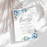 Blütenhochzeit in hellblau einladung<br><div class="desc">Blumenmotiv mit Aquarellblau-staubblauem Dekor und schönem Skript,  die Weiß-grüne Farbe kann geändert werden. Der Text und die Farben können personalisiert sein,  um Ihrem Hochzeitstil zu entsprechen.</div>
