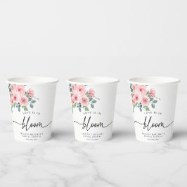 Blütenrosa Liebe ist im blühenden Brautparty Pappbecher