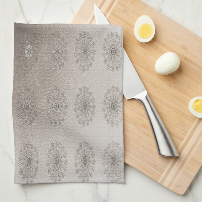 Blütentextilien am Sandstrand gemusterte Kunst Geschirrtuch (Viertel Falte)