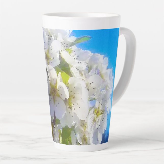Blütenzweig einer Birne Milchtasse (Rechte Ecke)
