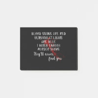 Blutflecken sind rot, UV-Licht blau