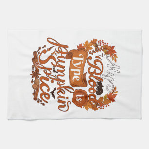 Blutgruppe ist Pumpkin Spice Halloween Schwarze Ka Geschirrtuch