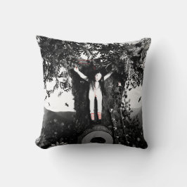 Bluttee und Puppenkissen mit rotem String Kissen