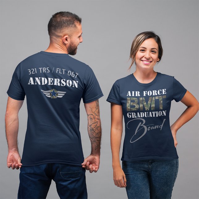 BMT Abschluss-Frontseite der Luftwaffe T-Shirt (Air Force BMT Graduation Bound, basic military training front and back travel t-shirt, TRS FLT name )