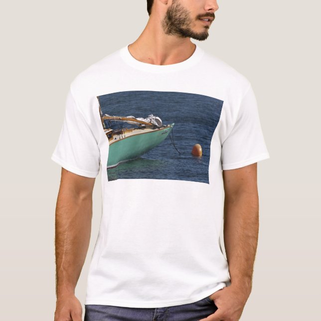 Boat and Buoy T-Shirt (Vorderseite)