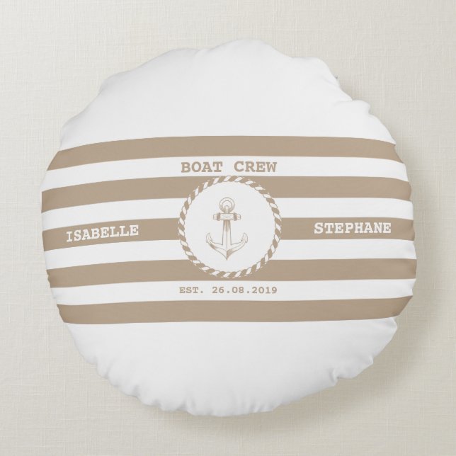 Boat Crew Brown Tyla Rundes Kissen (Rückseite)