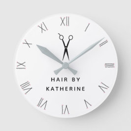 Bobby Button Roman Numerals Schere Weißer Friseur Runde Wanduhr