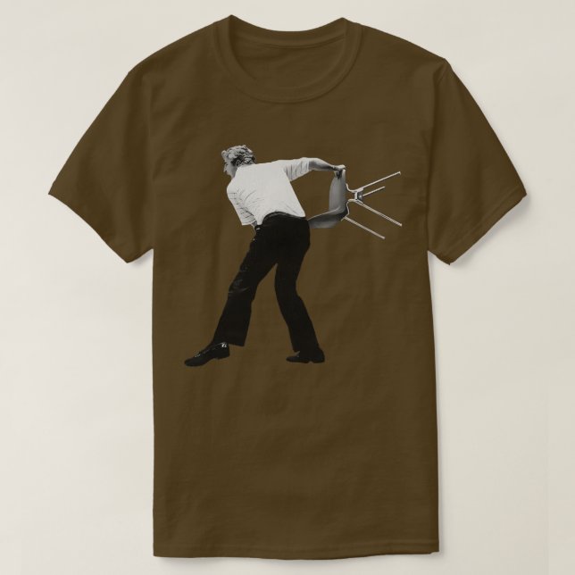 Bobby Knight THE CHAIR THROW T-Shirt (Design vorne)