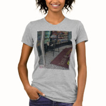 bodega kitties helping to restock