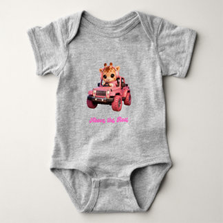 Body Baby-Giraffe im rosa Jeep – Keeping the Peace Baby Strampler