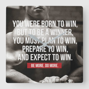 Bodybuilding Inspiration - Geboren zu gewinnen - W Quadratische Wanduhr