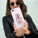 Bogen und Blüten Blumenmagenta Case-Mate iPhone Hülle<br><div class="desc">Boho und rustikale Handycase mit handgezeichneter Abbildung von Bögen und Blume in magenta.</div>