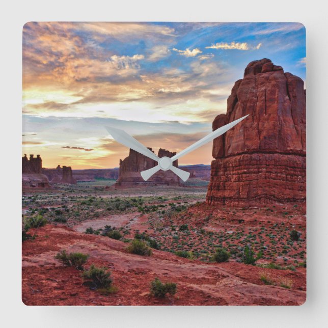 Bogenschießen bei Sonnenuntergang Quadratische Wanduhr (Vorderseite)