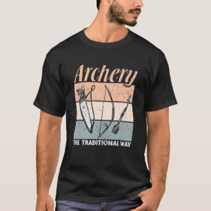 Bogenschießen Der traditionelle Bogenschütze T-Shirt