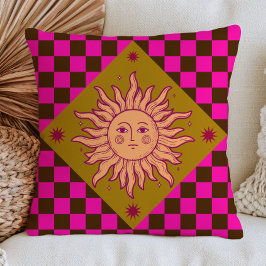 Bohemian Sun Face on Fuchsia Checkered Pattern Kissen