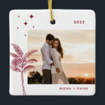 Bohemisch Beach Palm Tree Foto Keramik Ornament<br><div class="desc">Bohemische Strandpalme und Sterne,  Foto-Verzierung in festlichem Rot.</div>