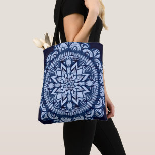 Bohemisch Navy Blue Gefärbte Krawatte Mandala