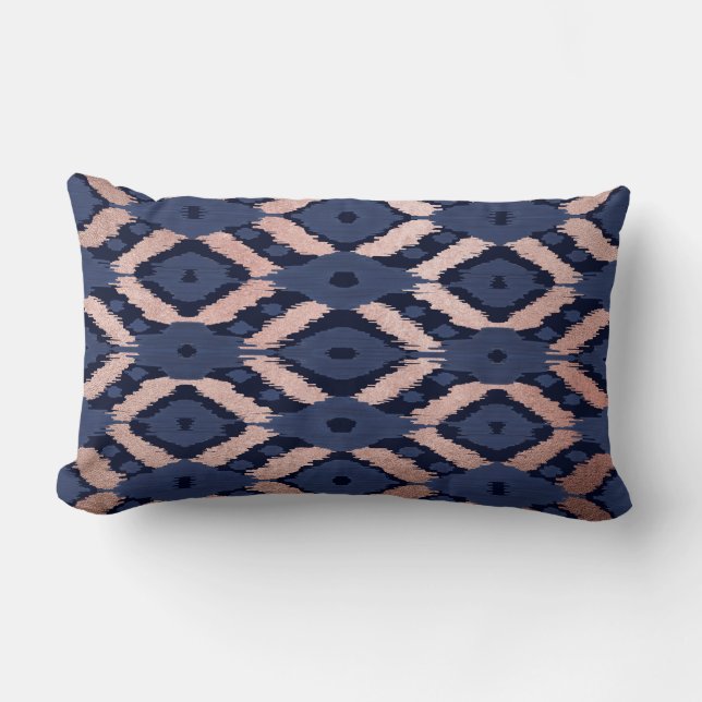 Bohemische Rose Gold Navy Blue Ikat Muster Lendenkissen (Vorderseite)