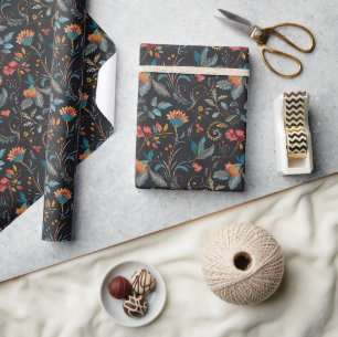 Bohemisches Blumen- und Leaf-Muster auf schwarz Geschenkpapier
