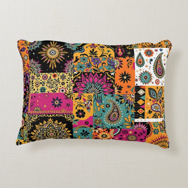 Bohemisches Patchwork Mandala und Paisley Pattern Dekokissen (Rückseite)