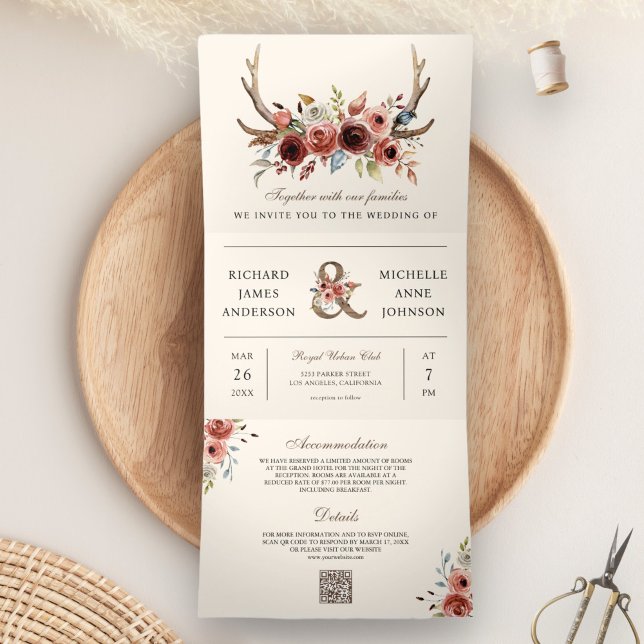 Boho Antlers Terracotta Floral QR Code Wedding Dreifach Gefaltete Einladung (Von Creator hochgeladen)
