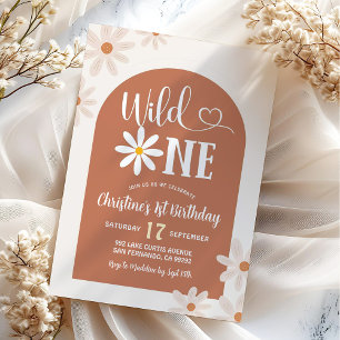 Boho Arch Daisy Wild ein erster Geburtstag Einladung