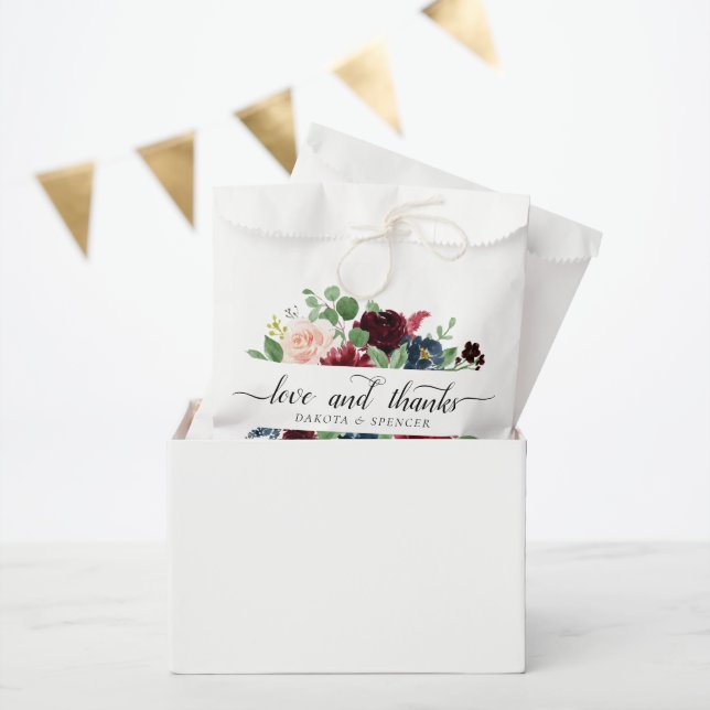 Boho Bloom | Burgundy Red and Navy Blue Garland Geschenktütchen (Party)