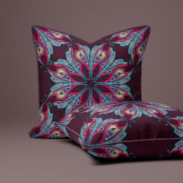 Boho Bloom in Burgundy Kissen