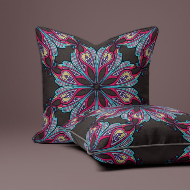 Boho Bloom in Mocha Brown Kissen (Von Creator hochgeladen)