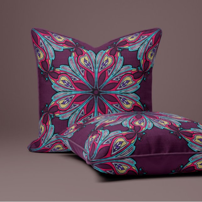 Boho Bloom in Plum Wine Kissen (Von Creator hochgeladen)