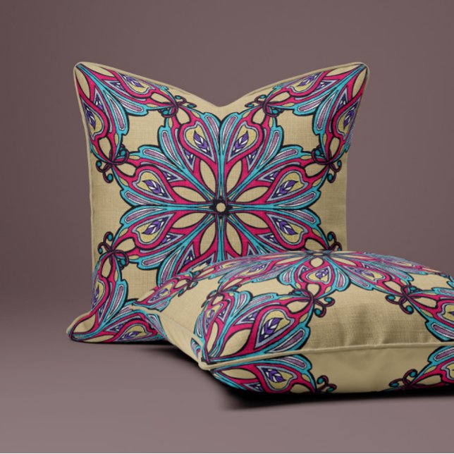 Boho Bloom in Warm Gold Kissen (Von Creator hochgeladen)