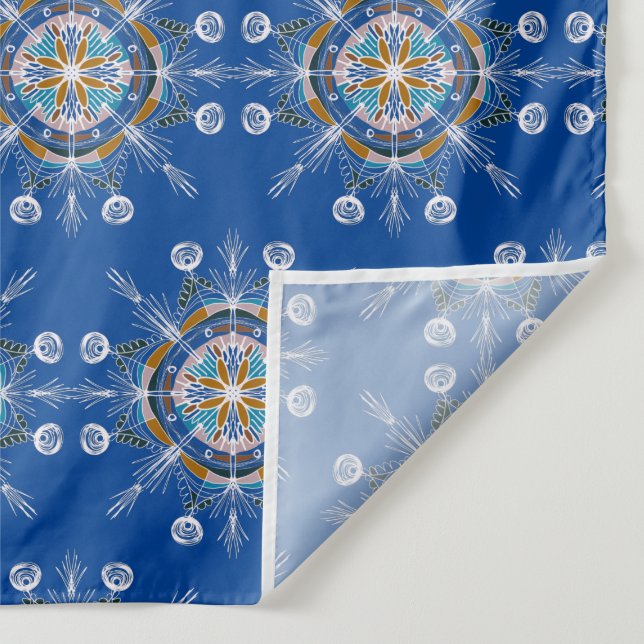 Boho Blue and Brown Hand Drawn Mandala Kunst Wandteppich (Detail)