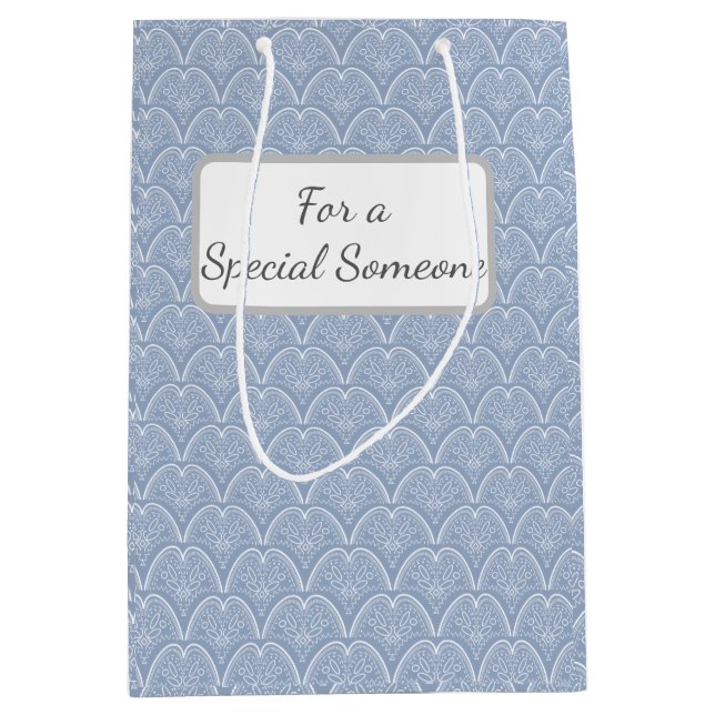 Boho Blue Delicate Muscheln Mittlere Geschenktüte (Vorderseite)